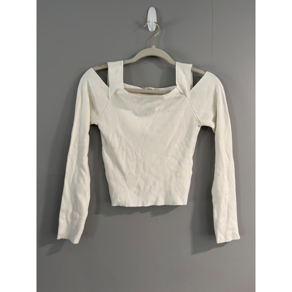 Stradivarius Cream Shoulder Cutout Long Sleeve‎ Crop Top Women's Size M